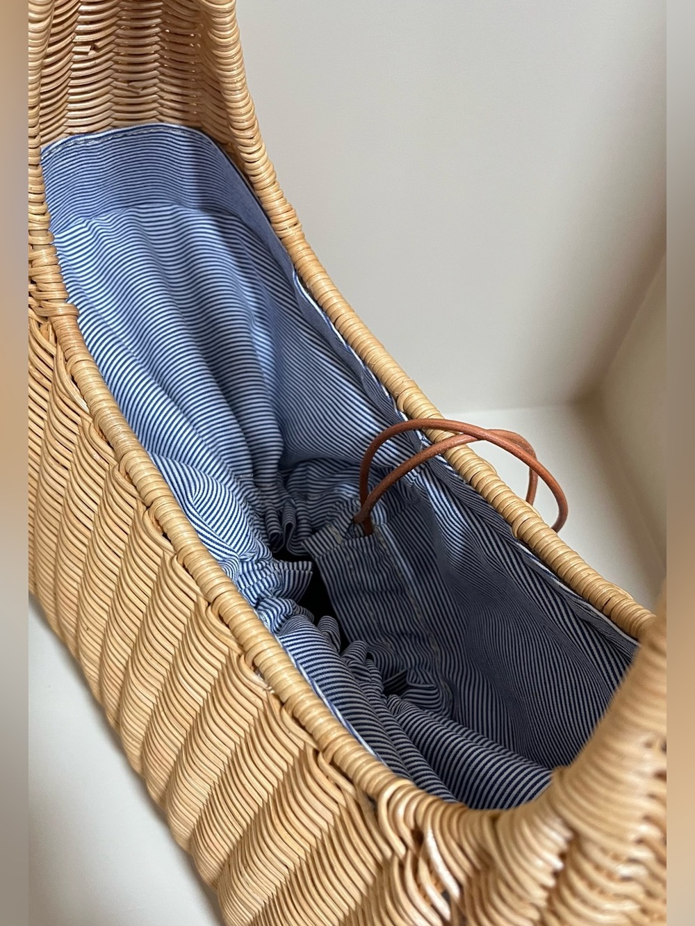 J. McLaughlin Santorini Wicker Shoulder Bag NWOT $228 - Picture 7 of 17